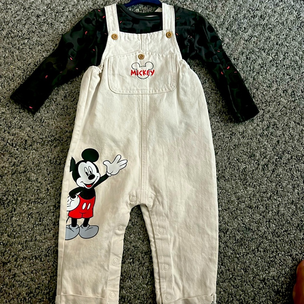 Baby’s jumper